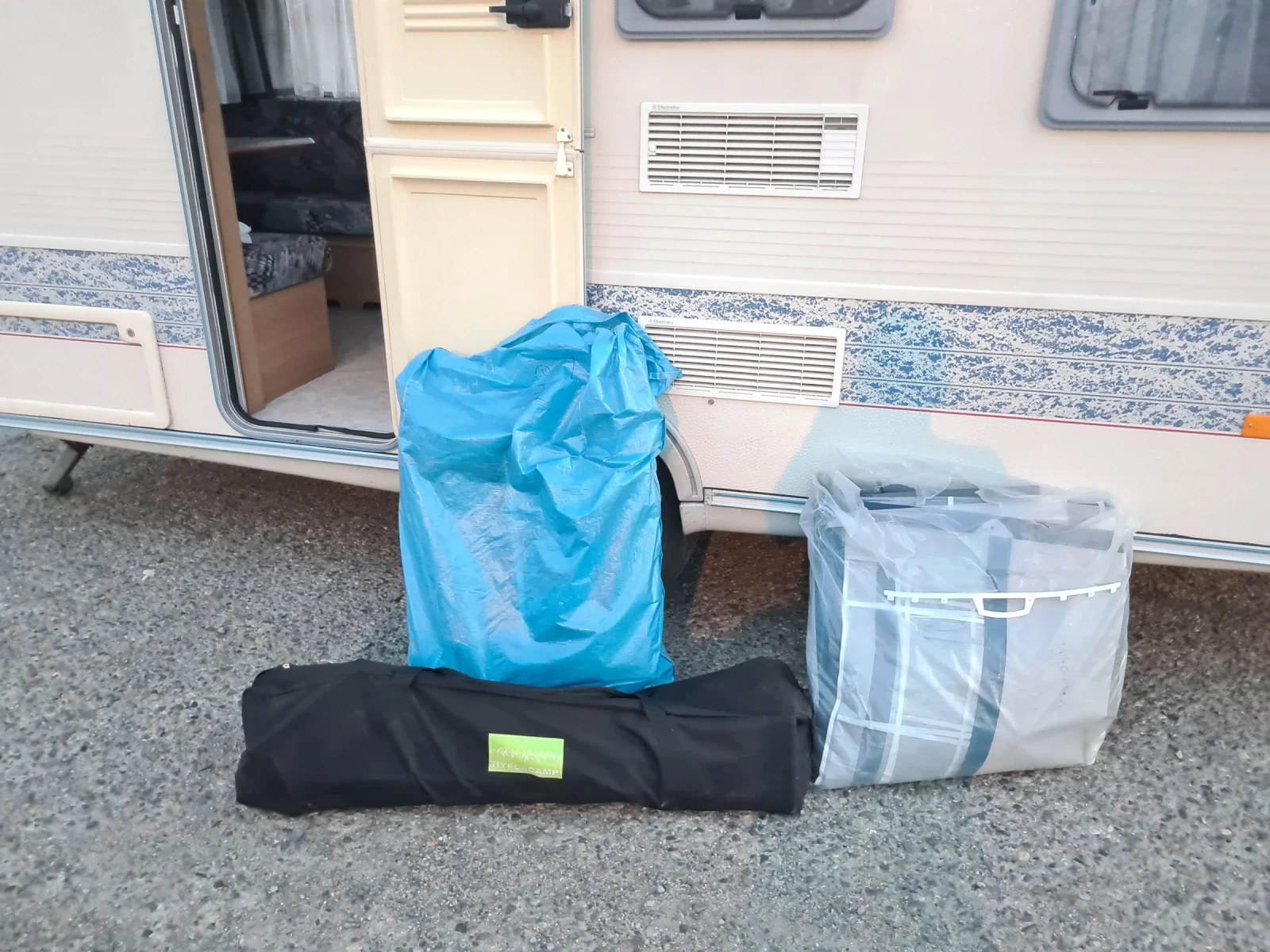 Каравана Adria Unica 431 - изображение 8