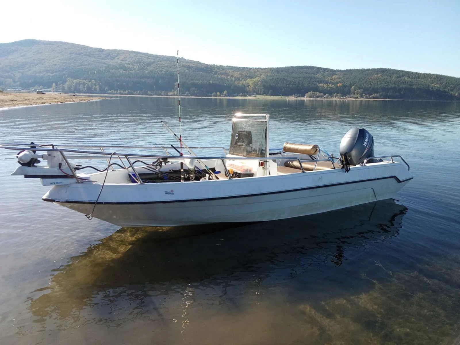 Лодка Acquaviva 4.7Open/40hp Yamaha/Регистриран колесар - изображение 5