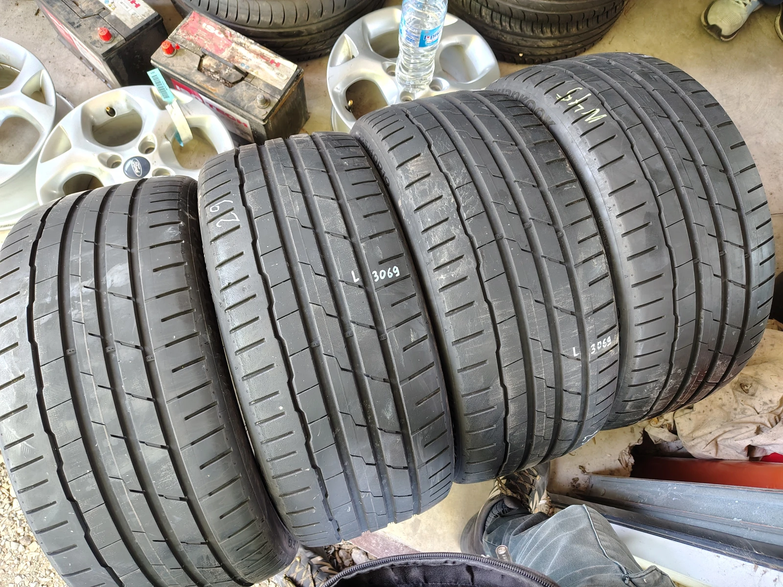  235/40R19 | Mobile.bg   1