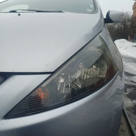 Mitsubishi Grandis 2.4i НА ЧАСТИ, снимка 1