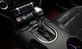 Ford Mustang 2.3* LIMITED* ПОДГРЕВ* ОБДУХВАНЕ* КАМЕРА* КЕЙЛЕС* , снимка 11
