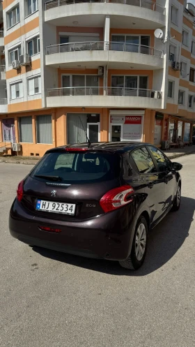 Peugeot 208 1.2i LPG, снимка 3