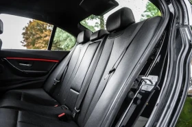 BMW 330 xDrive, снимка 9