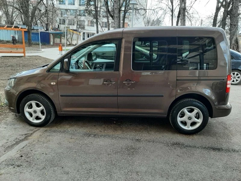 VW Caddy, снимка 1 - Автомобили и джипове - 47348815