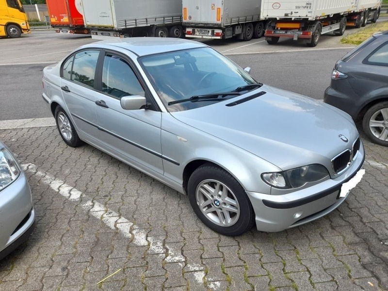 BMW 318 318i, снимка 5 - Автомобили и джипове - 45423289