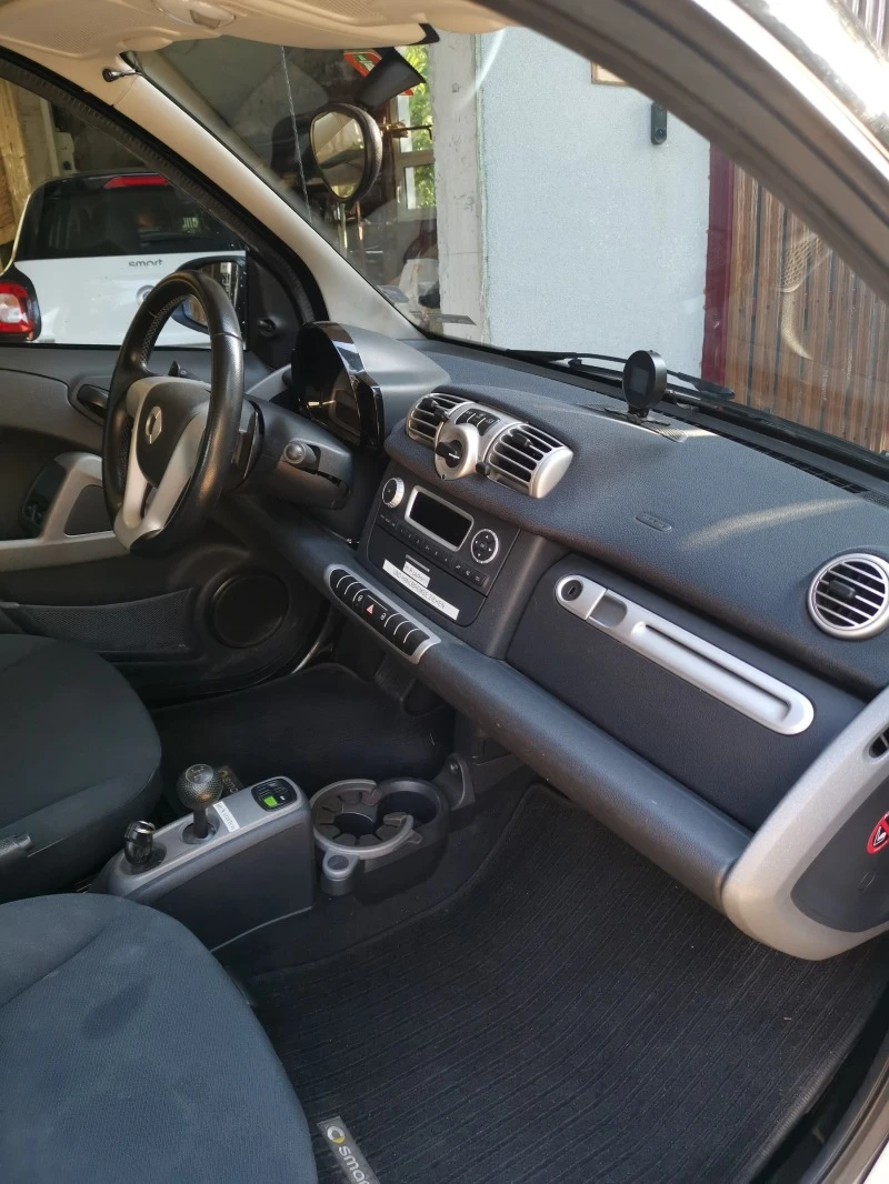 Smart Fortwo, снимка 10 - Автомобили и джипове - 47221554