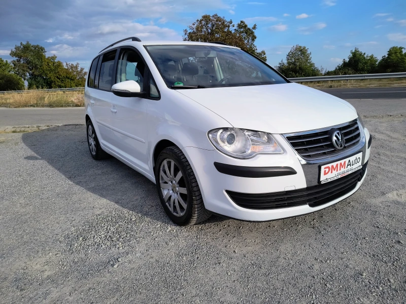 VW Touran 1.6-102 КС FACELIFT 5 места, снимка 3 - Автомобили и джипове - 47067704