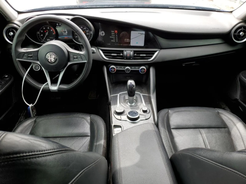 Alfa Romeo Giulia Q2* ФИКС.ЦЕНА, снимка 8 - Автомобили и джипове - 48619143