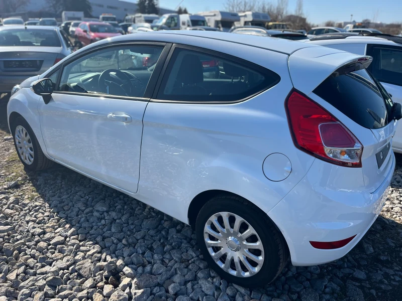 Ford Fiesta 1.4 ГАЗ Бензин, снимка 7 - Автомобили и джипове - 49409391