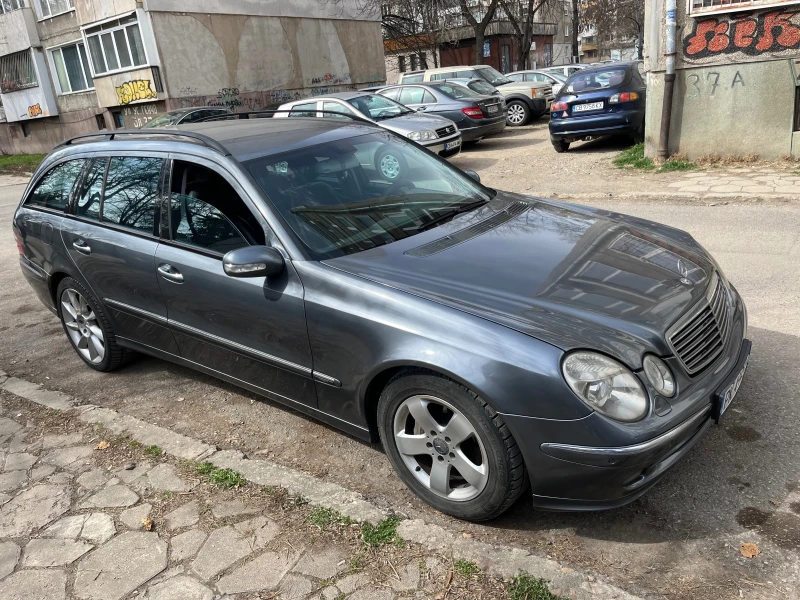 Mercedes-Benz C 280 Avantgarde, снимка 3 - Автомобили и джипове - 49547749