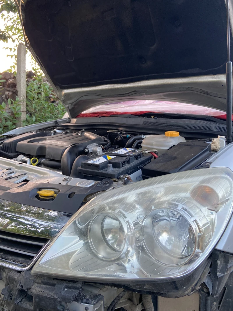 Opel Astra H на части, снимка 8 - Автомобили и джипове - 52536450