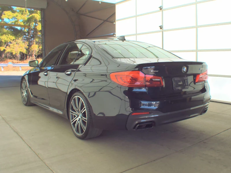 BMW 550 * M* XDRIVE* MEMORY* PANO* PODGREV, снимка 2 - Автомобили и джипове - 52326879