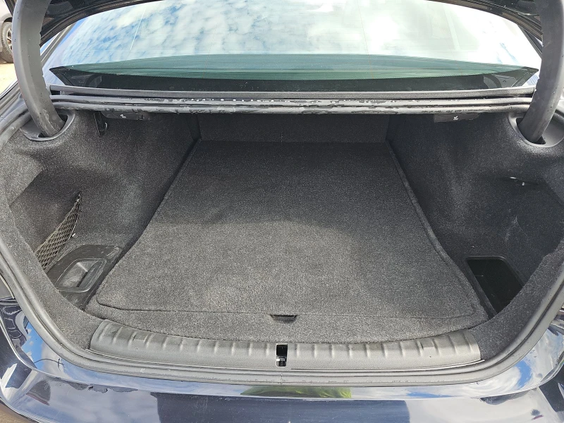 BMW 550 * M* XDRIVE* MEMORY* PANO* PODGREV, снимка 17 - Автомобили и джипове - 52326879