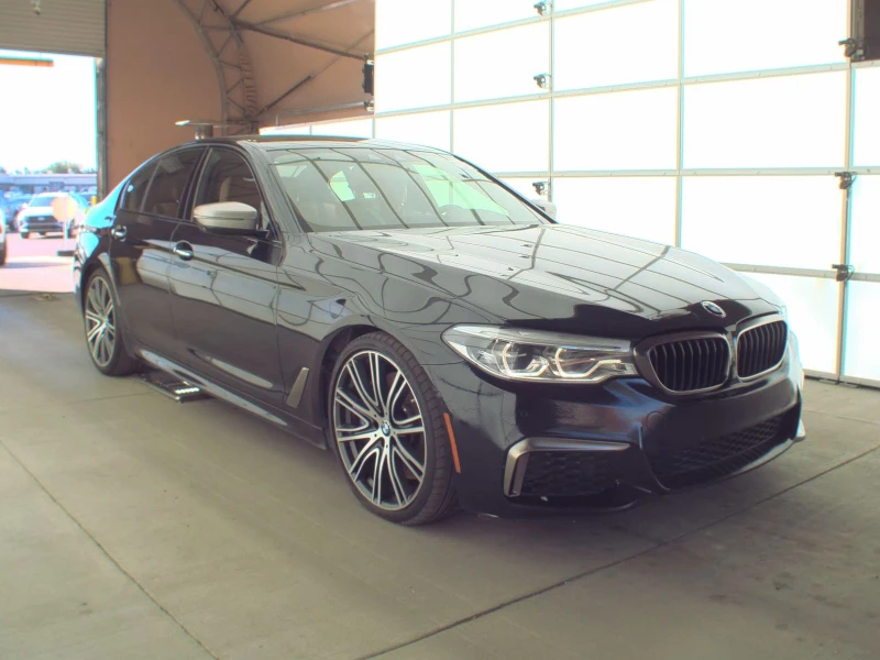 BMW 550 * M* XDRIVE* MEMORY* PANO* PODGREV