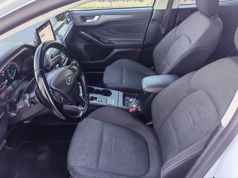 Ford Focus Active , снимка 7 - Автомобили и джипове - 52791663