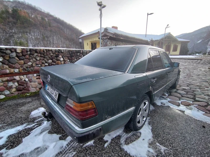 Mercedes-Benz 124 2.0 diesel, снимка 7 - Автомобили и джипове - 52913770