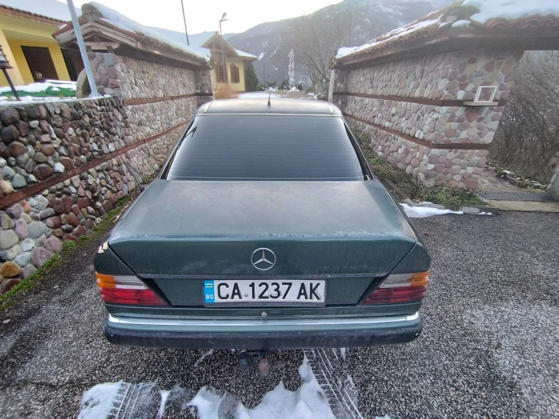 Mercedes-Benz 124 2.0 diesel, снимка 8 - Автомобили и джипове - 52913770