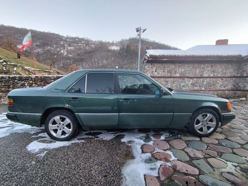 Mercedes-Benz 124 2.0 diesel, снимка 6 - Автомобили и джипове - 52913770