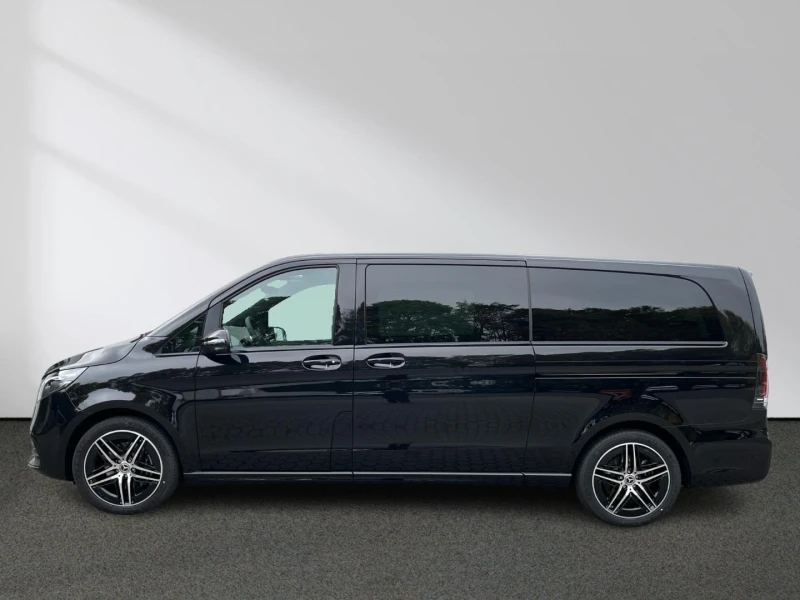 Mercedes-Benz V 300 d/AMG/4MATIC/EXTRA LONG/VIP SEATS/BURM/, снимка 3 - Автомобили и джипове - 53191791