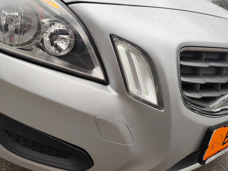 Volvo V60 1.6D* EURO5B* Klimatronik* , снимка 15 - Автомобили и джипове - 53494332