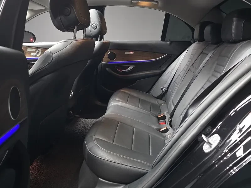 Mercedes-Benz E 300 4MATIC EXCLUSIVE STANDARD, снимка 12 - Автомобили и джипове - 55100976
