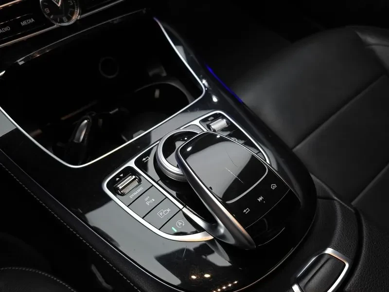 Mercedes-Benz E 300 4MATIC EXCLUSIVE STANDARD, снимка 17 - Автомобили и джипове - 55100976