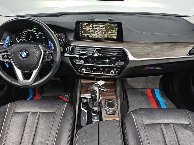 BMW 530 530I Luxury Plus, снимка 8 - Автомобили и джипове - 55505361
