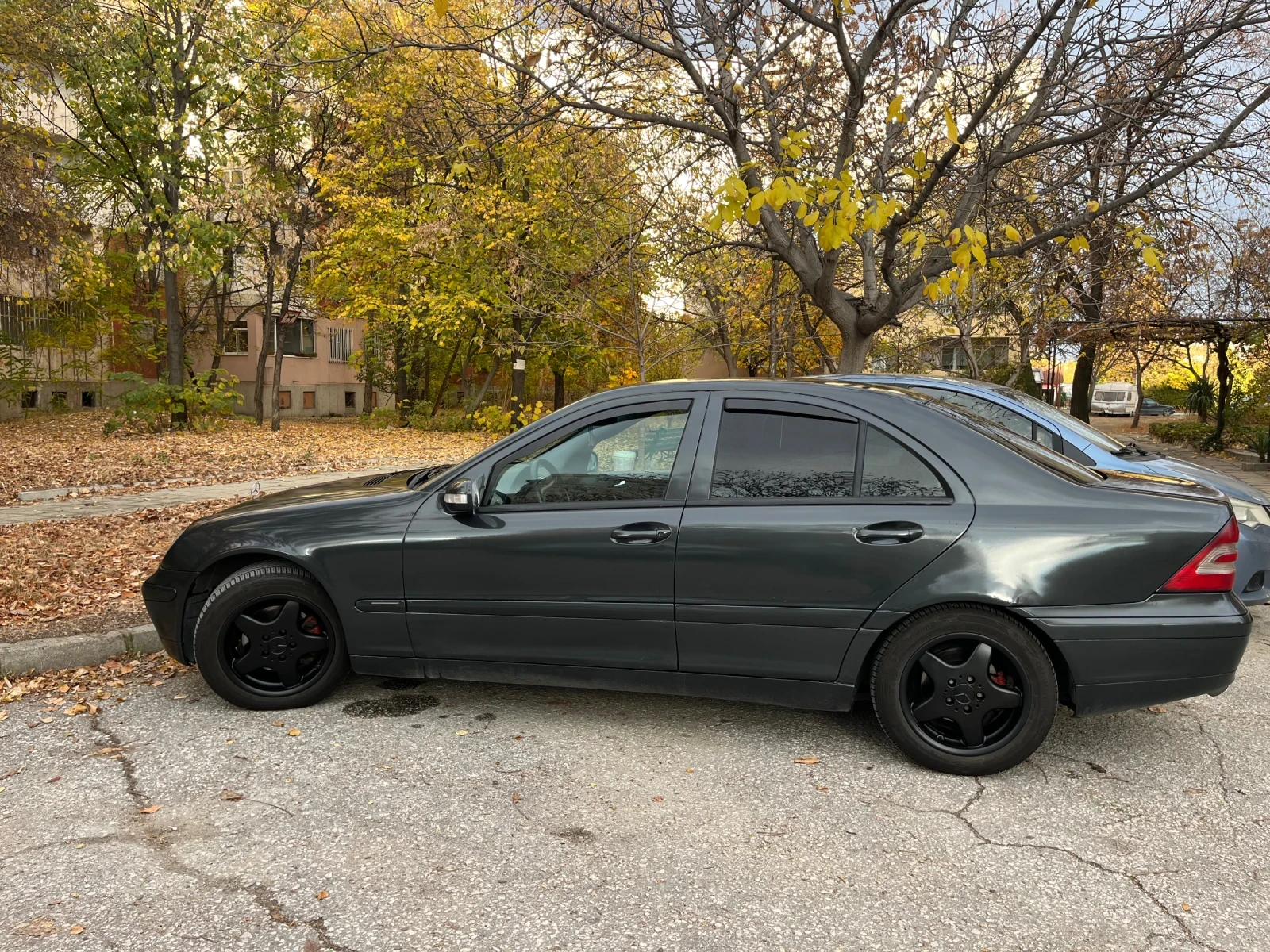 Mercedes-Benz C 200  - изображение 7