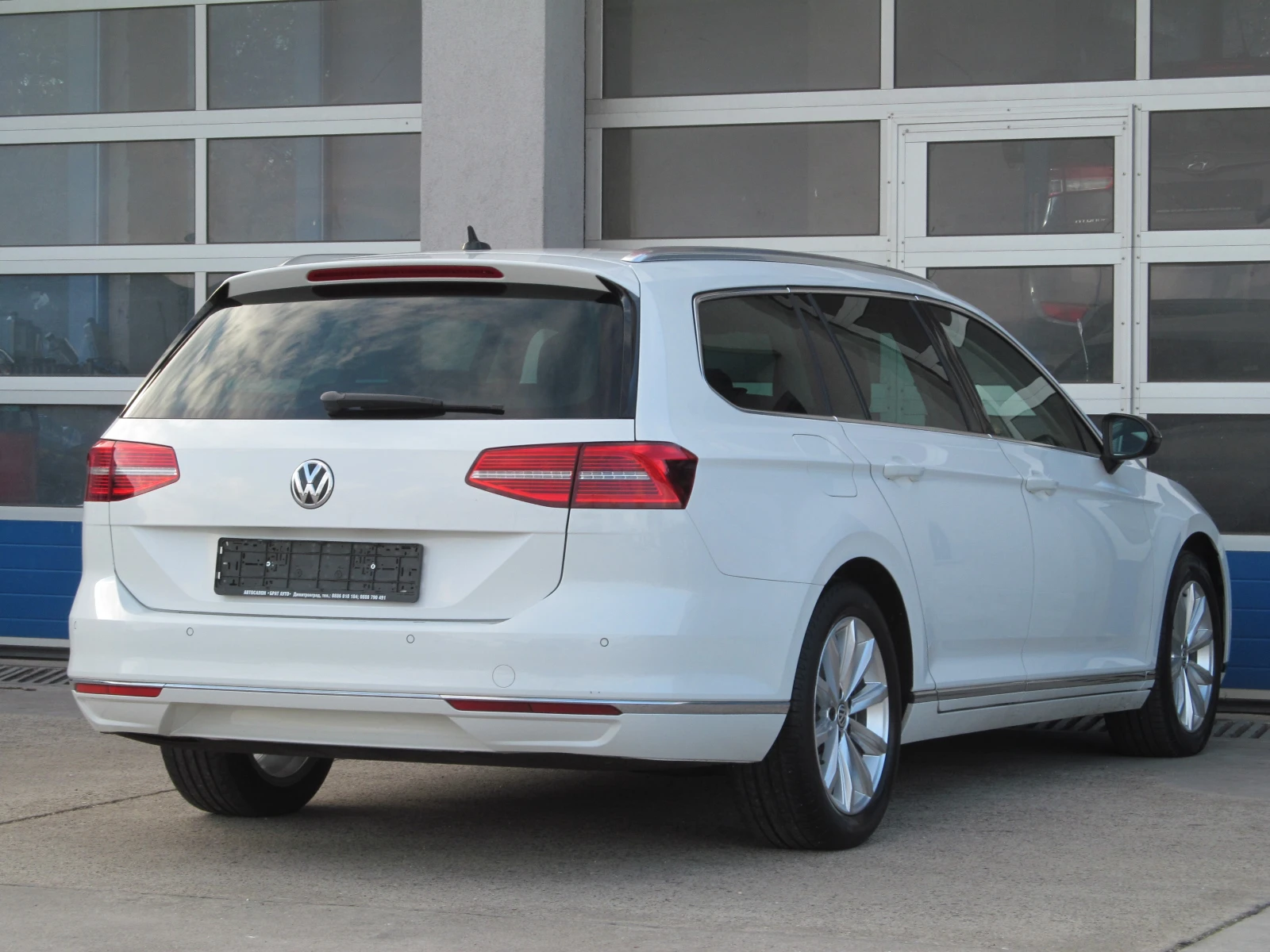 VW Passat 8 2.0TDI/HIGH-LINE/DIGITAL/LED - изображение 3