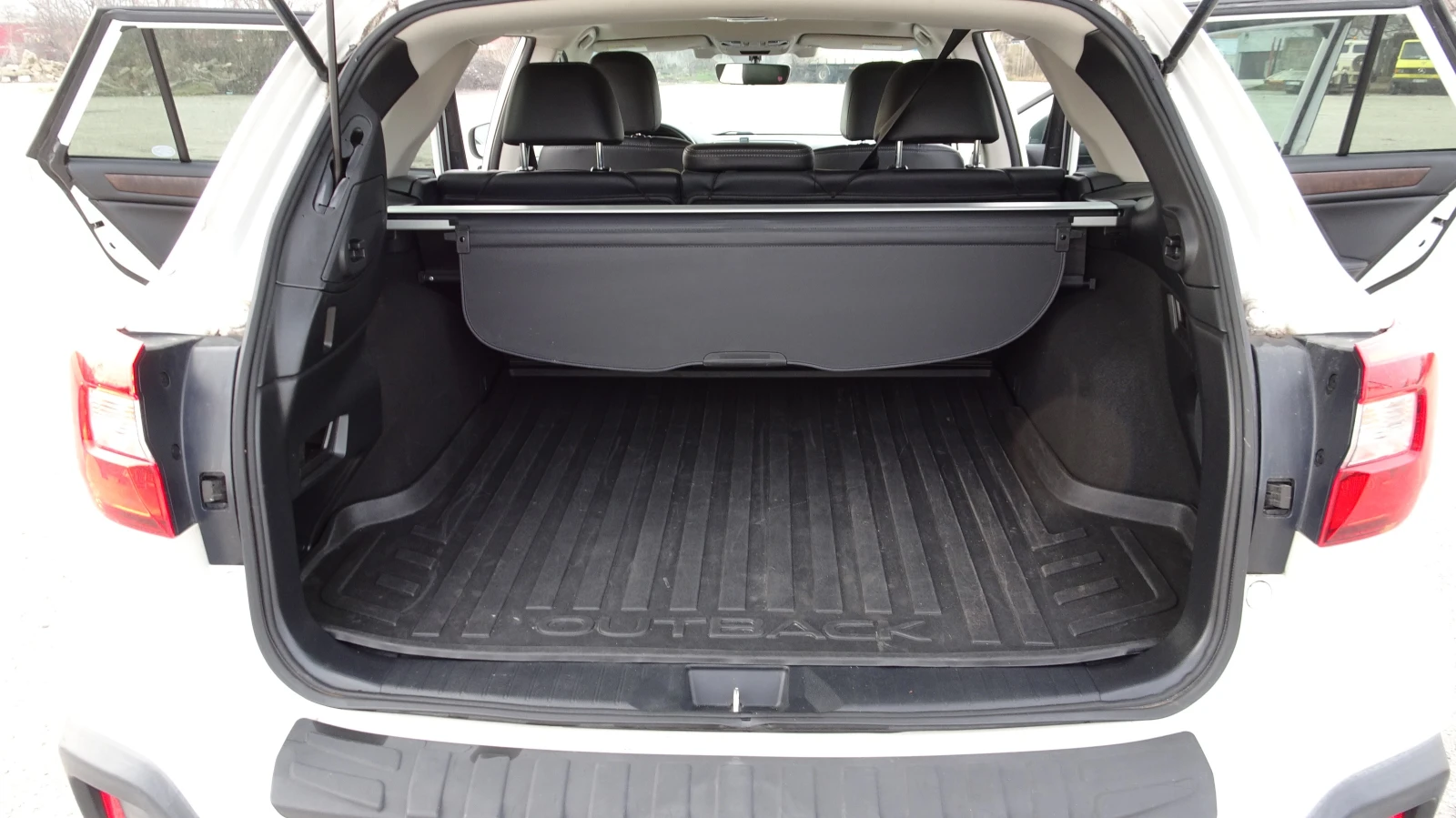 Subaru Outback 2.5 AT - изображение 5