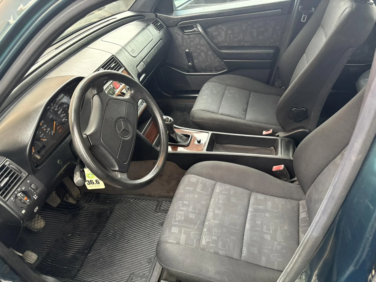 Mercedes-Benz C 180 1.8 - изображение 7
