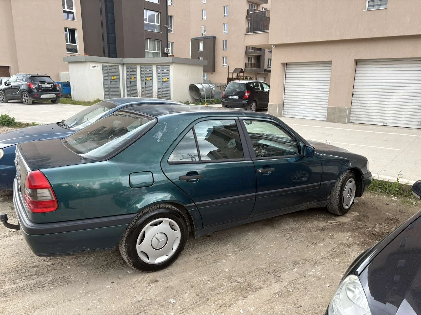 Mercedes-Benz C 180 1.8 - изображение 3