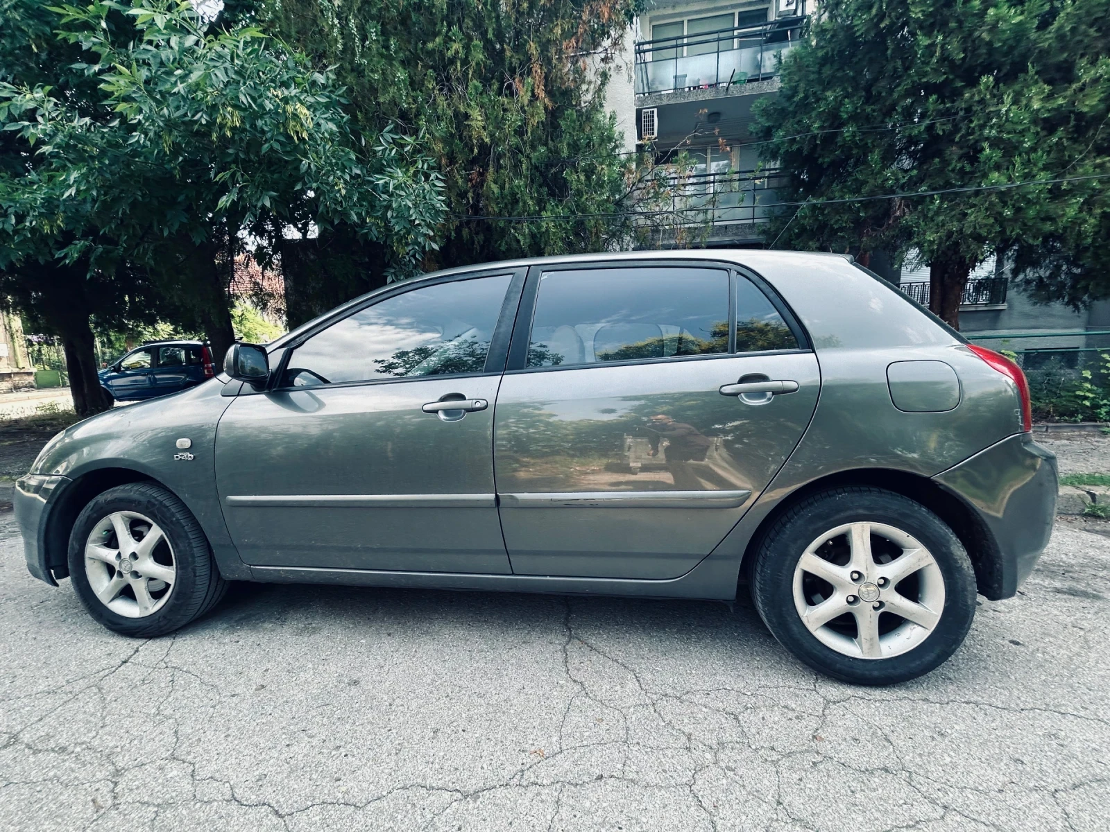 Toyota Corolla  - изображение 8