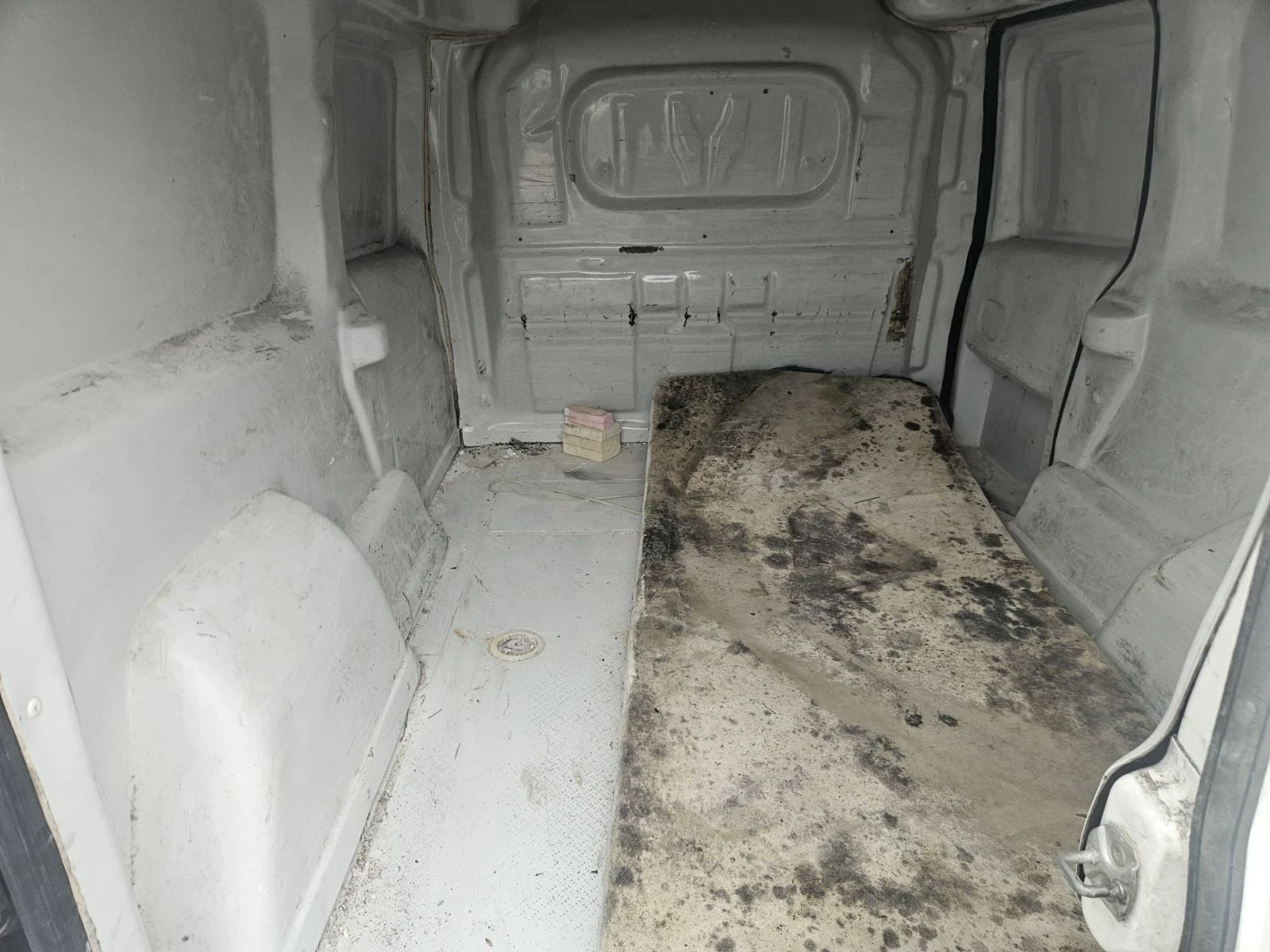 Opel Combo Товарен МАХI - изображение 7