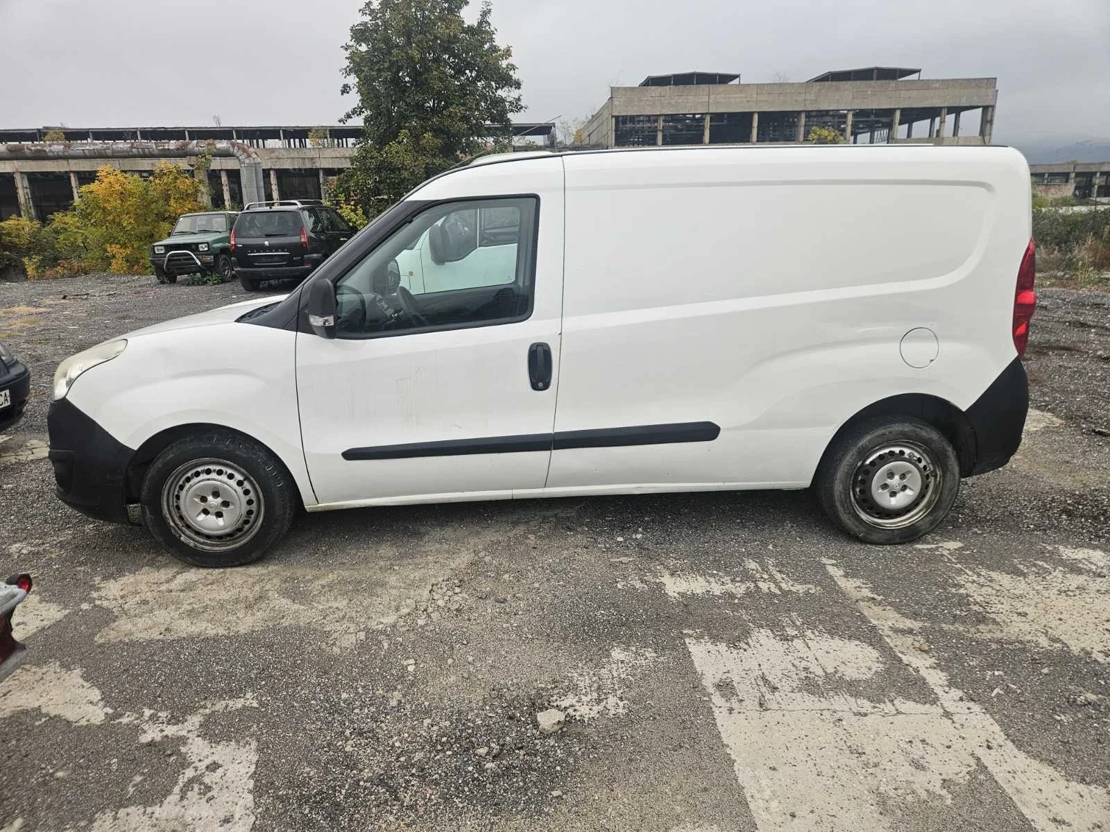 Opel Combo Товарен МАХI - изображение 2