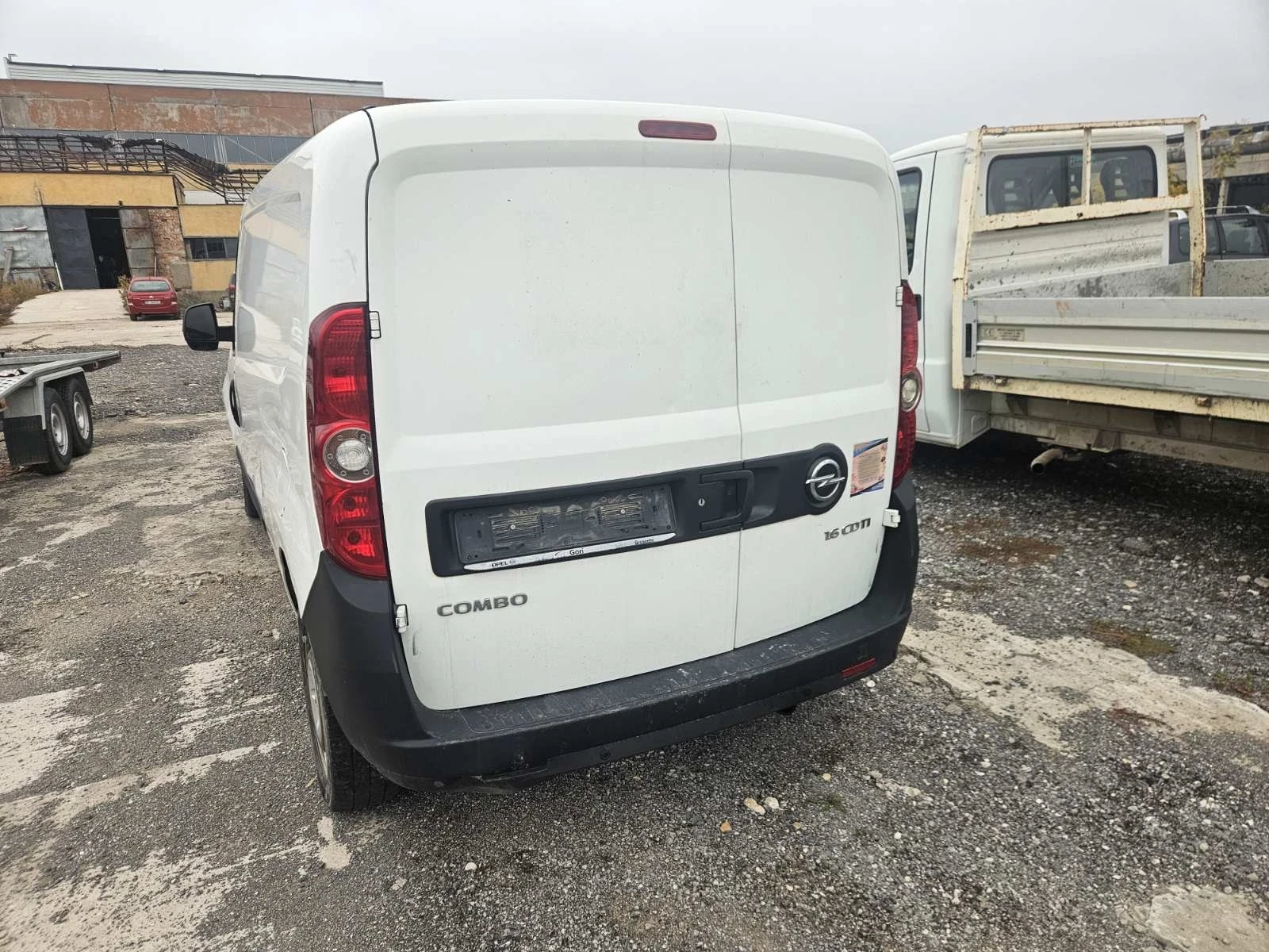 Opel Combo Товарен МАХI - изображение 3