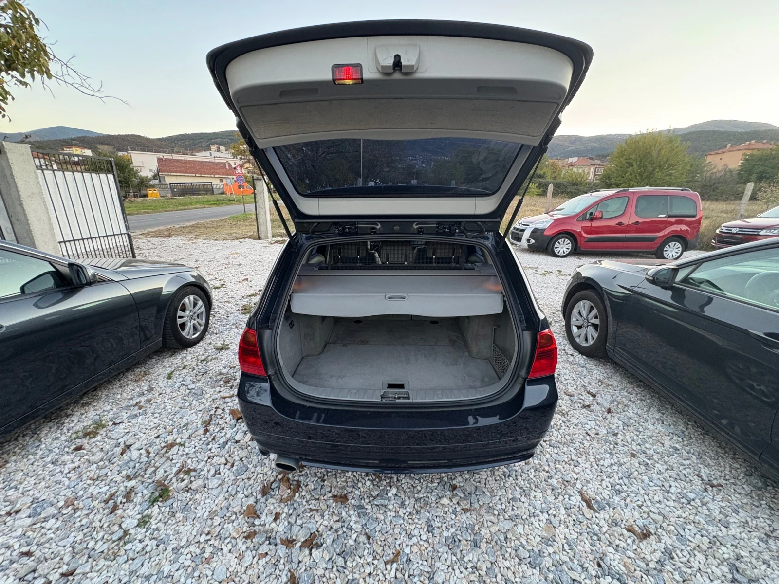 BMW 318 1.8 D 143 ps 2008г | Mobile.bg — изображение 16