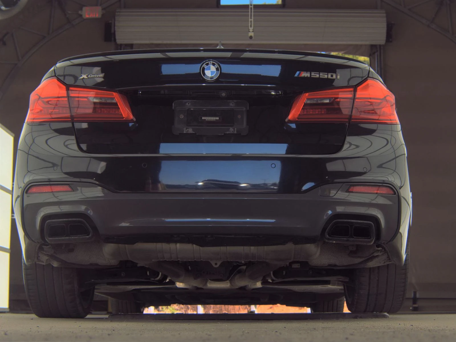 BMW 550 * M* XDRIVE* MEMORY* PANO* PODGREV - изображение 7