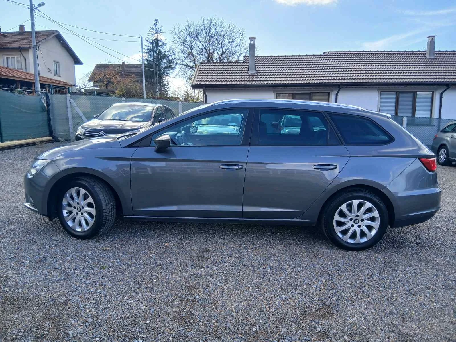 Seat Leon ST-1.6TDI/105HP - изображение 3
