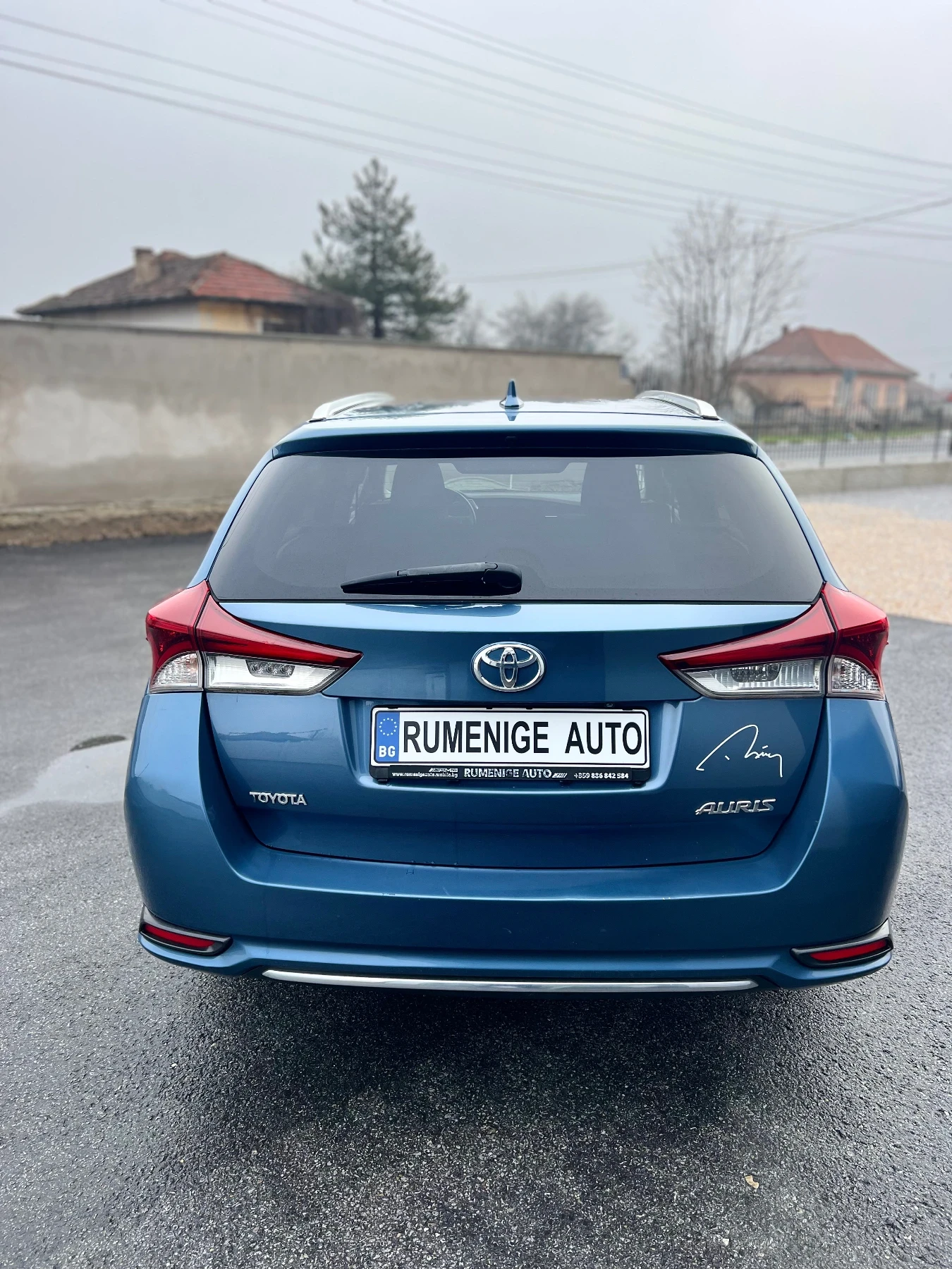 Toyota Auris 1.6 D4D EXECUTIVE EURO 6 ГЕРМАНИЯ - изображение 8