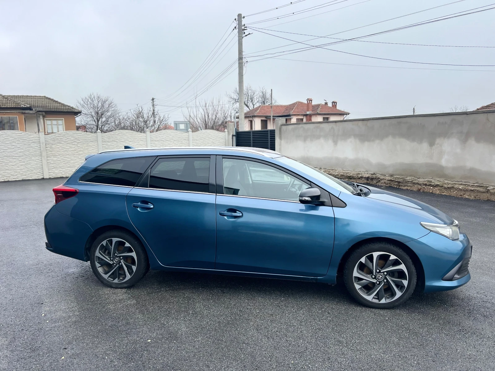 Toyota Auris 1.6 D4D EXECUTIVE EURO 6 ГЕРМАНИЯ - изображение 6