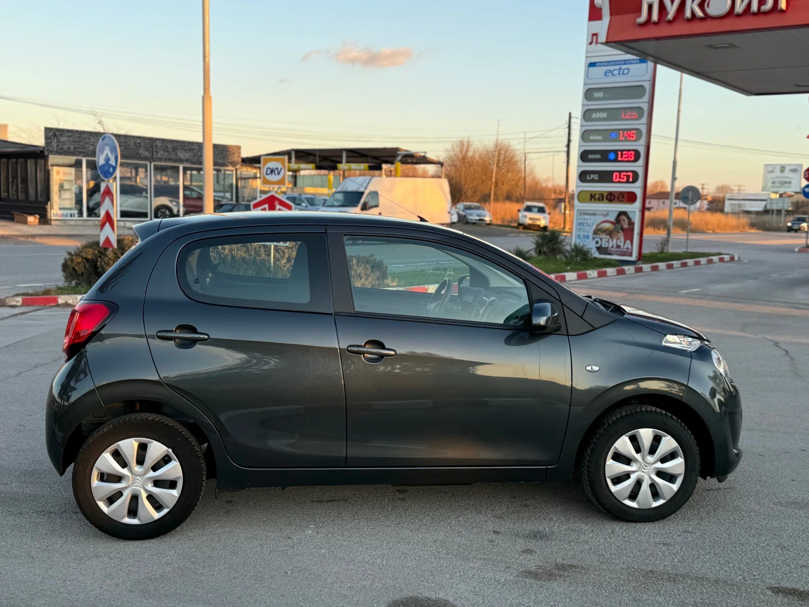 Citroen C1 1.0i EVRO 6B! 22400KM! - изображение 8