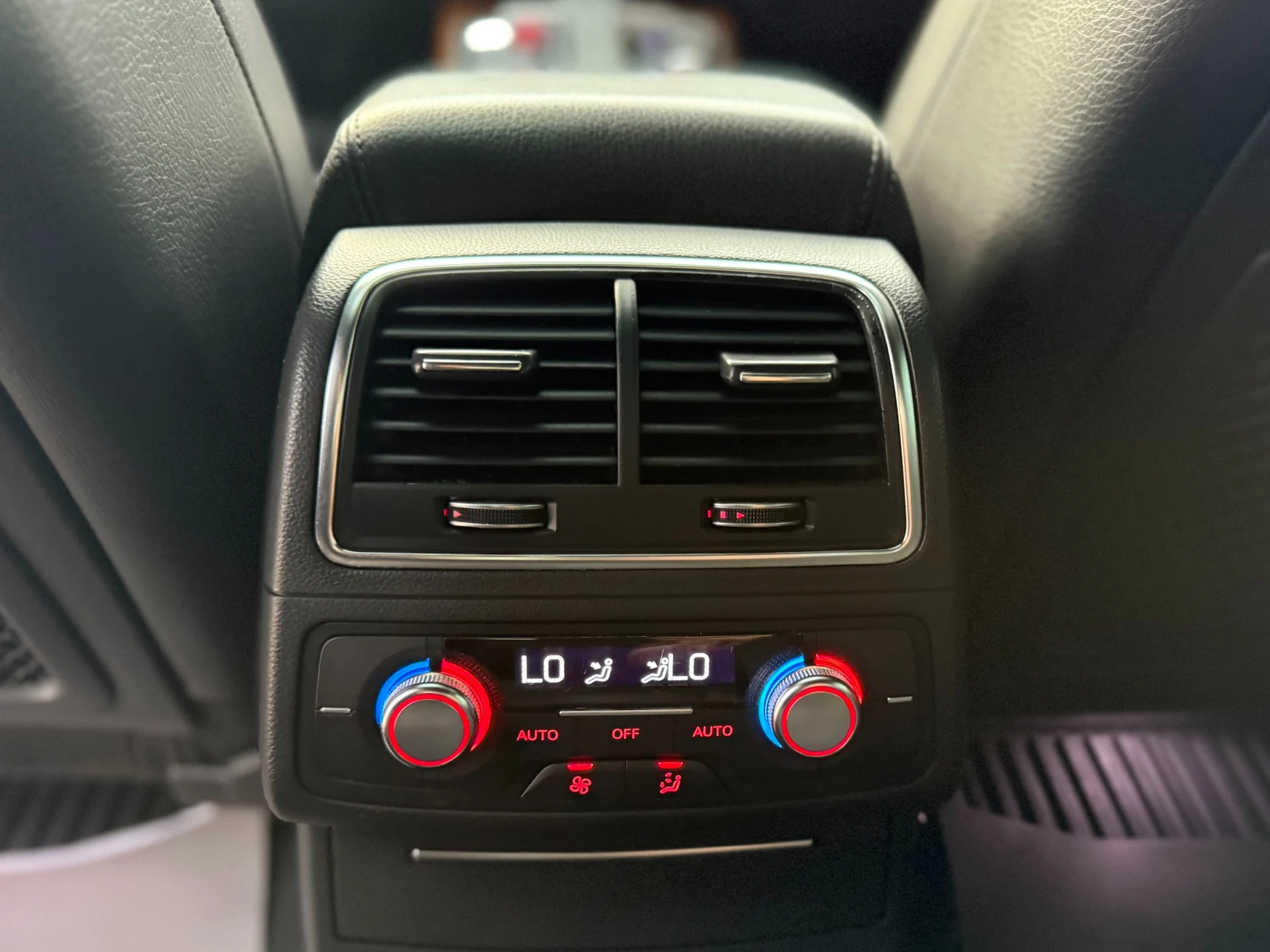 Audi A6 6 МЕСЕЦА ГАРАНЦИЯ/3.0i 340к.с Matrix/S Line Matrix, снимка 10 - Автомобили и джипове - 53736307