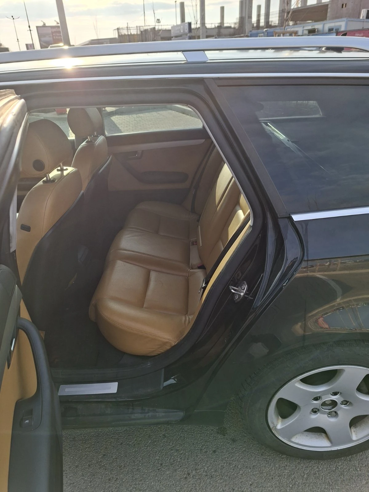 Audi A4 2.0 TDi, снимка 7 - Автомобили и джипове - 53995864