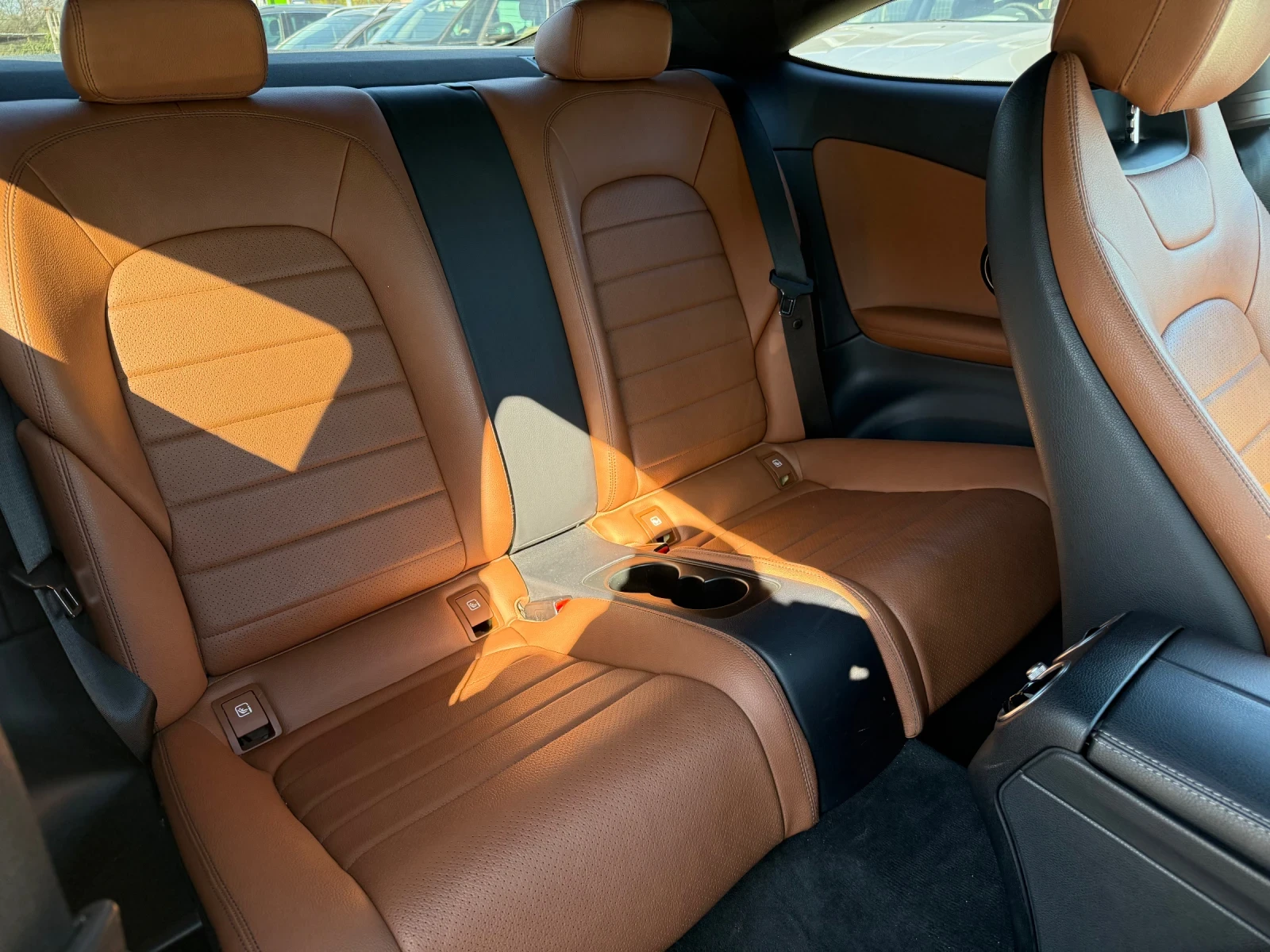 Mercedes-Benz C 220 COUPE - AMG - 170�.�. | Mobile.bg � ����������� 13