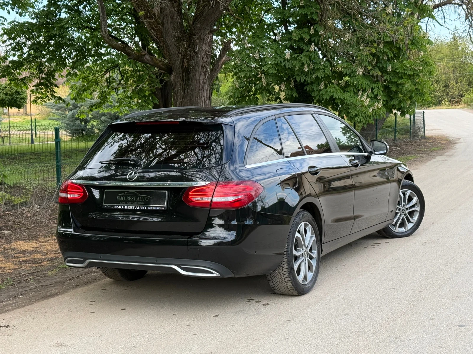 Mercedes-Benz C 250 4MATIC* LED* ПОДГРЕВ, снимка 6 - Автомобили и джипове - 54388123
