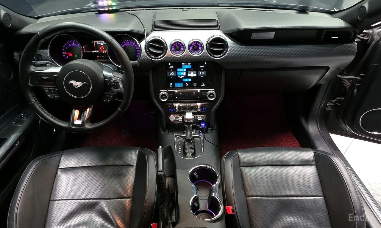 Ford Mustang 2.3* LIMITED* ПОДГРЕВ* ОБДУХВАНЕ* КАМЕРА* КЕЙЛЕС* , снимка 7 - Автомобили и джипове - 54700045