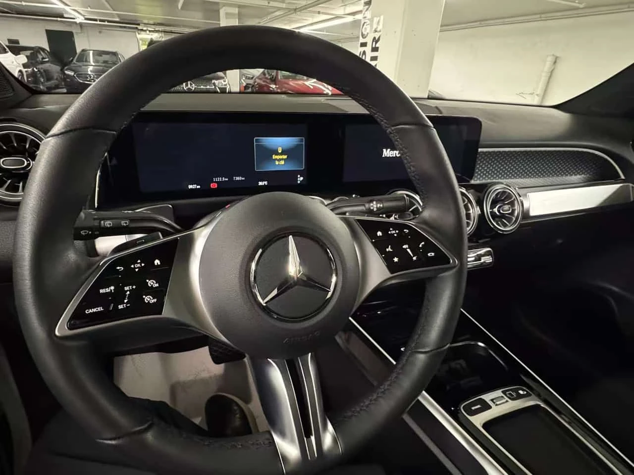 Mercedes-Benz EQB * 300 * CARFAX * 360 * 7 МЕСТА, снимка 13 - Автомобили и джипове - 54948888