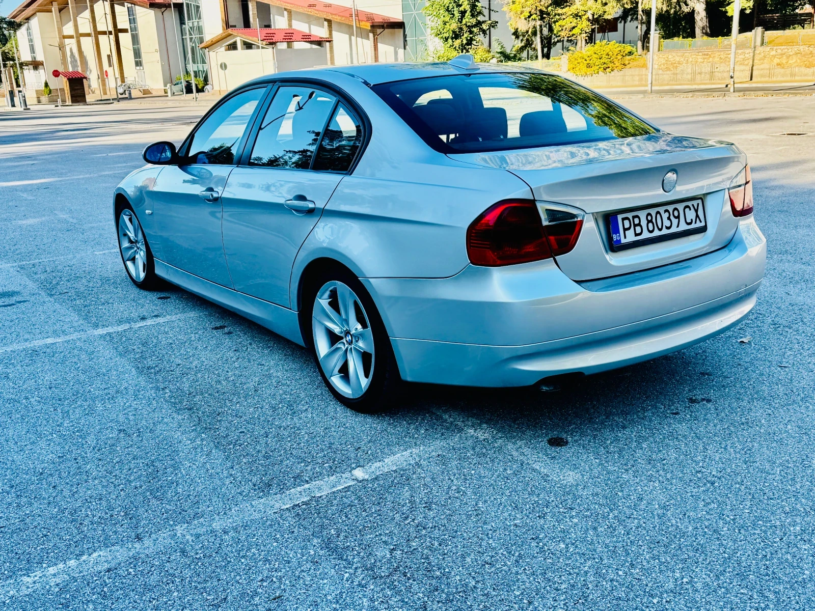 BMW 320 163кс, снимка 3 - Автомобили и джипове - 54952937