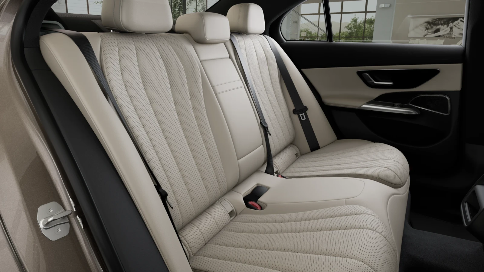 Mercedes-Benz E 220 d 4MATIC, снимка 10 - Автомобили и джипове - 55128159